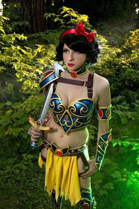 Cool Cosplay Snow White The Joker And More