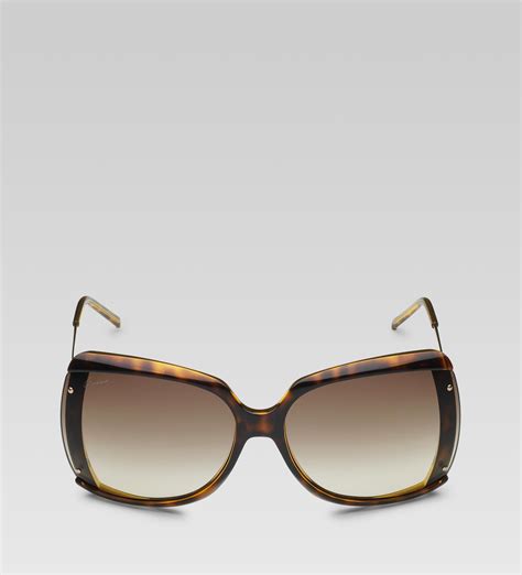 gucci large square frame sunglasses with gg logo and web on temples in
