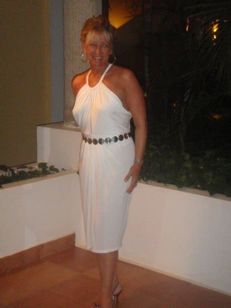 allie2562 51 from southampton is a local milf looking