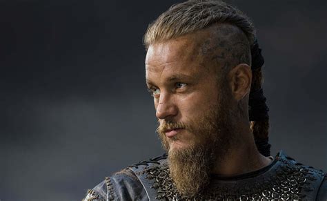 ragnar lothbrok wallpapers images  pictures backgrounds