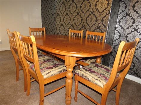 extending pine dining table   chairs  shildon county durham