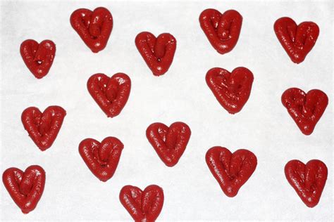 paiges  style heart shaped red velvet whoopie pies