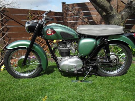 bsa  classic motorcycle pictures