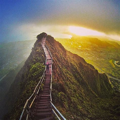 stairway  heaven  illegal hawaiian attraction