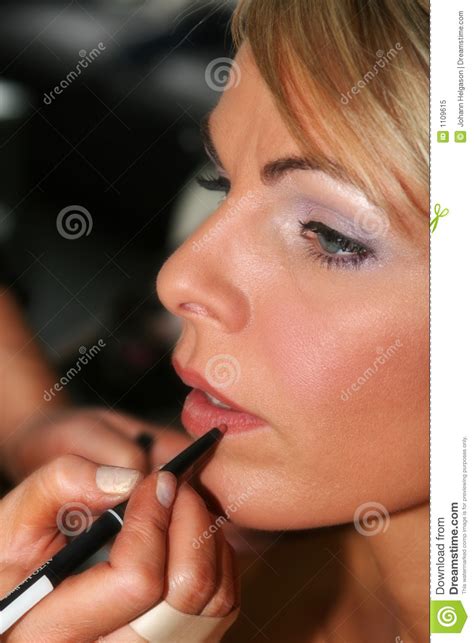 making   queen stock image image  grey eyelid mascara