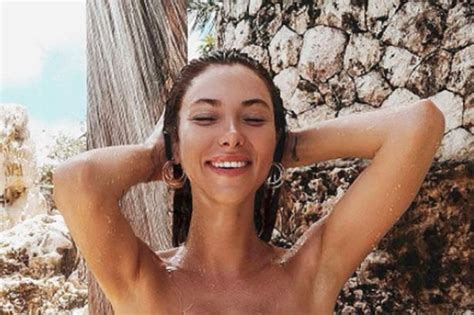 Model Sparks Cleavage Boosting Upside Down Bikini Trend On Instagram