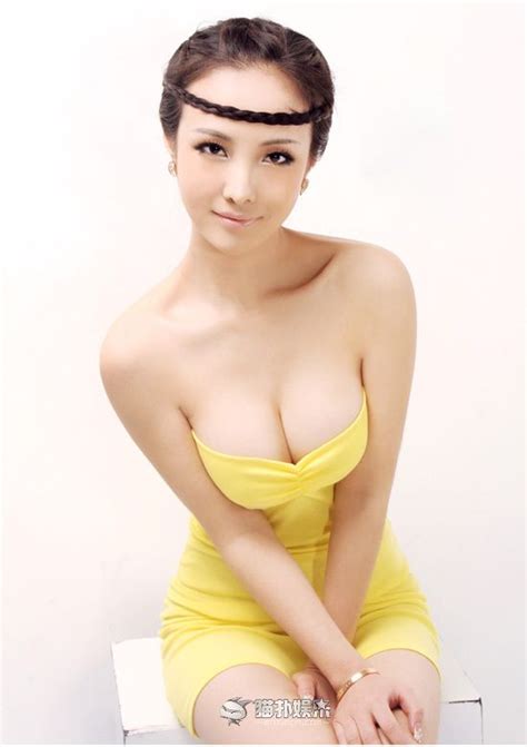 gan lulu chinese sexy internet sensation 52 pics