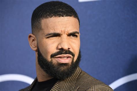 drake drake wins  rap song  grammys tells nominees