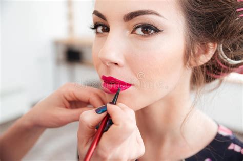 Woman Applying Lipstick Stock Image Image Of Looks Makeup 29299537