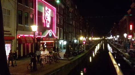 sex palace à gauche picture of red light district amsterdam tripadvisor