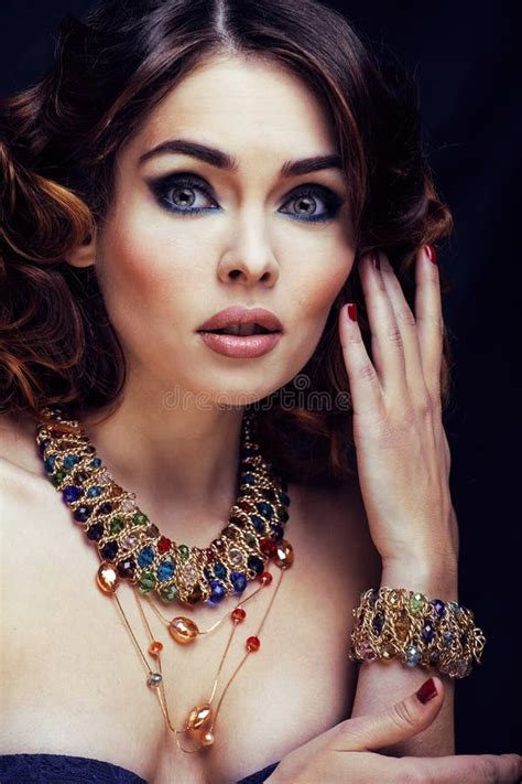 Beauty Rich Woman With Bright Makeup Wearing Luxury Jewellery Lo Stock