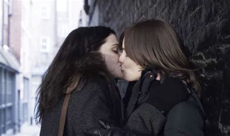 watch rachel weisz and rachel mcadams kiss in powerful new movie