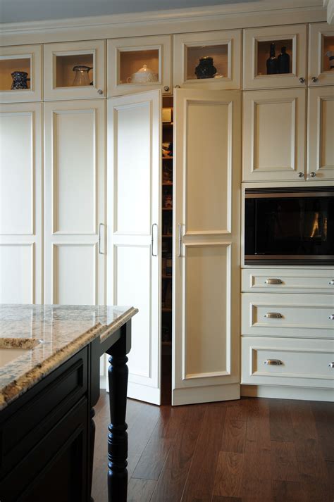 full wall kitchen cabinets  curved island kitchen