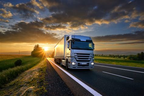 newbie truck driving tips     huge impact   career