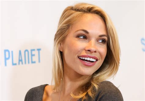 model dani mathers body shaming on snapchat popsugar fitness