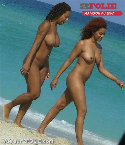 belles blacks nues sur la plage 2folie