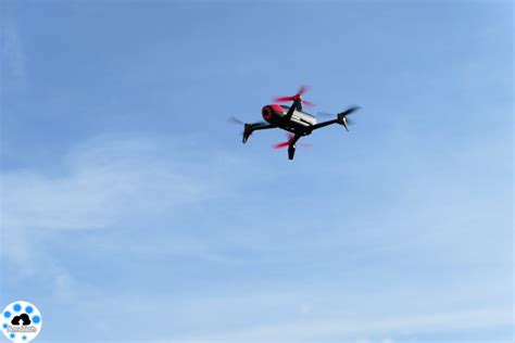 recensione parrot bebop  fpv skycontroller  miglior drone hd amatech