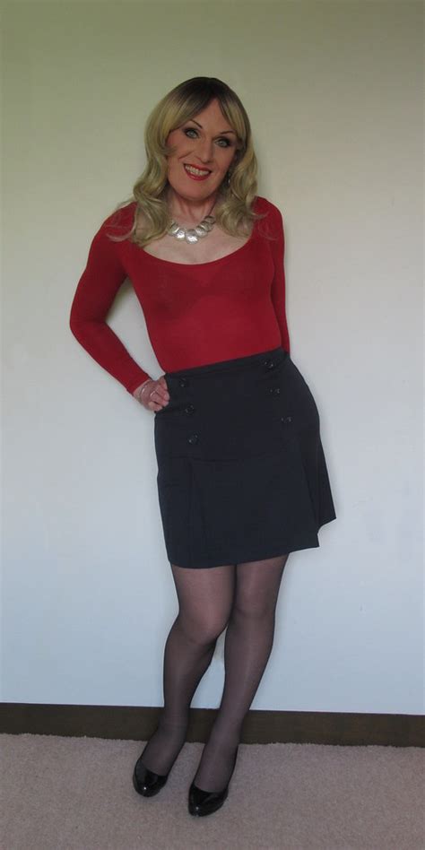 midweek miniskirt  short skirts   week  shor emma ross flickr