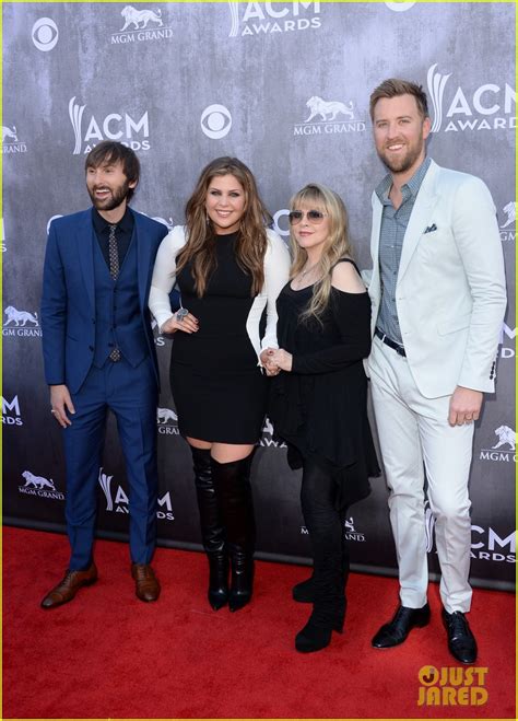 Stevie Nicks And Lady Antebellum Pose For Pics Before Big Performance At