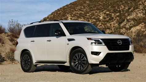 nissan armada  drive review single purpose greatness