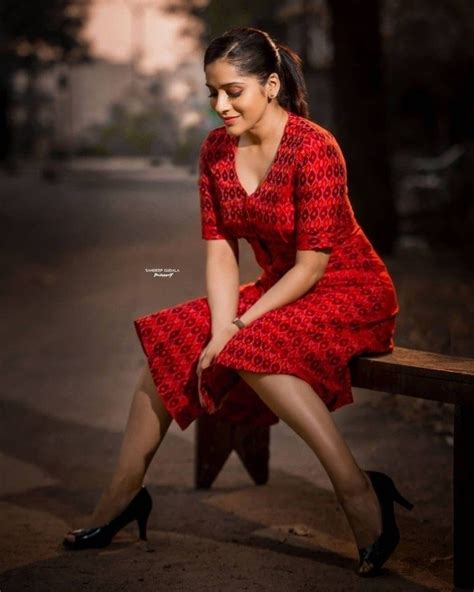 Rashmi Gautam Aka Rashmigautam Photos Stills And Images