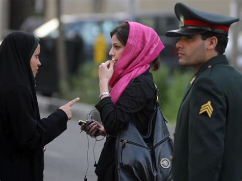 Iranian Women Call On Western Tourists To Violate Hijab Law To Fight
