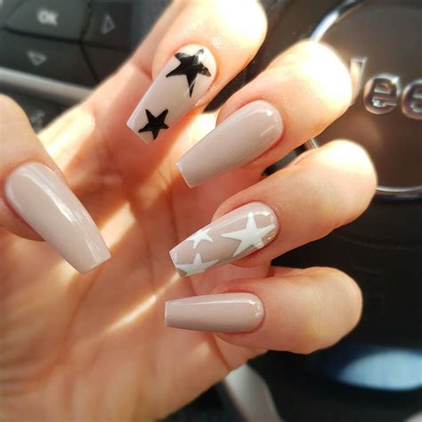 star nail design star nail designs star nails beige nails