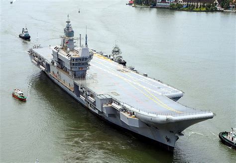 modi  commission indias  indigenous aircraft carrier  sep