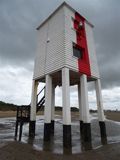 burnham  sea  lighthouse  photo  flickriver