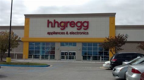 hhgregg closing   stores      business sales start alcom