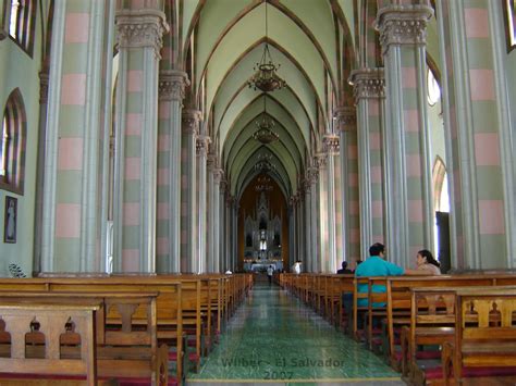 por todos lados catedral de santa ana