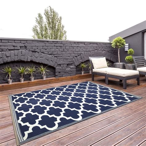 outdoor reversible area rug  trellis blue white homesquare