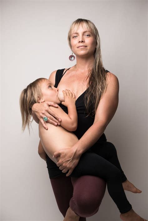 This Woman Posted Gorgeous Photos Of Breastfeeding Her 3