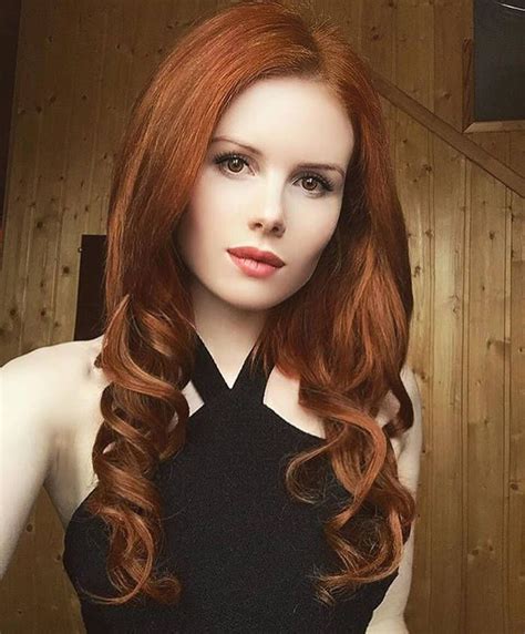 Redhead Perfection Red Hair Woman Redheads Beautiful Long Hair