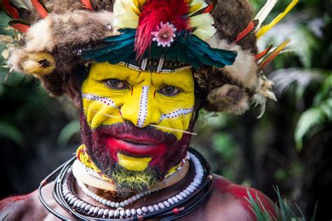 tribal lands papua  guinea  wild frontiers