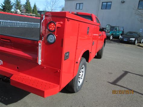 short bed utility body tips      vehicle today