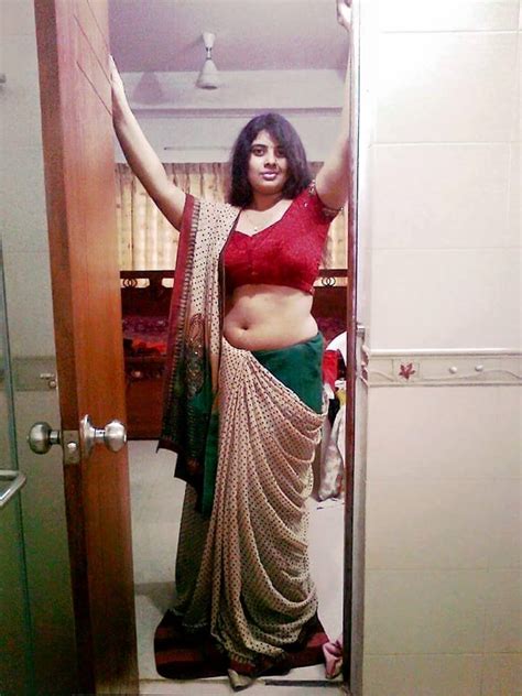 Indian Aunties And Girls Blouse Wali Aunties Spicy Saree