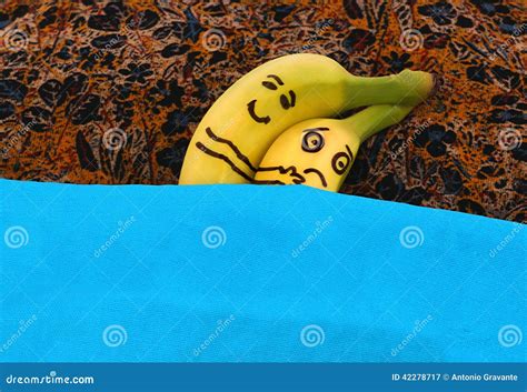 Bananas Hugging Each In Bed Stock Image Image Of Healthy Holiday