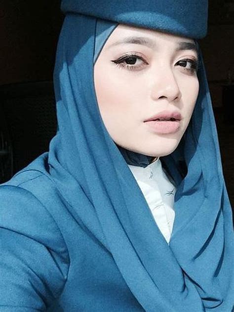 Foto Pramugari Pramugari Cantik Berhijab