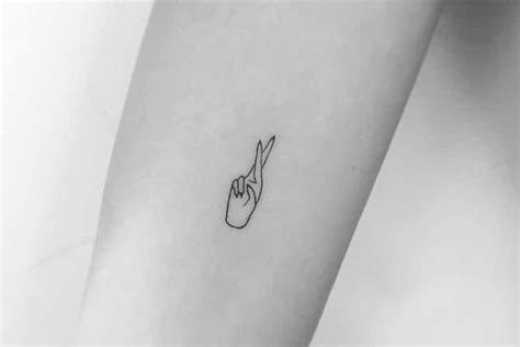 50 Minimalist Tattoo Ideas That Prove Less Is More Minimalist Tattoo