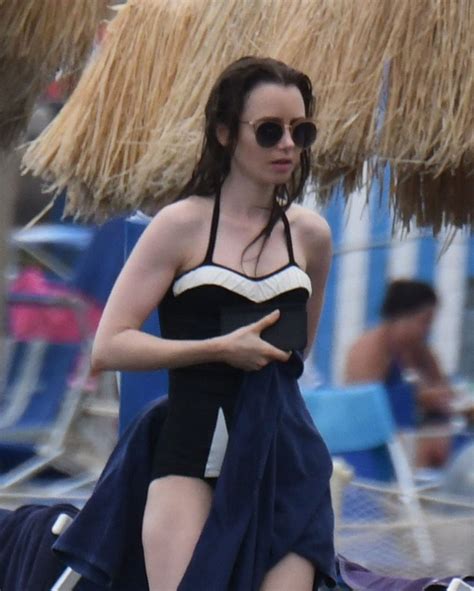 lily collins sexy 32 photos thefappening