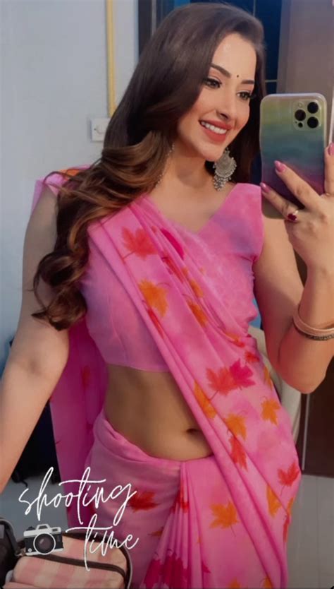 Hot Indian Navel Pics Eshanya Maheshwari Pink Saree Navel Porn Pic