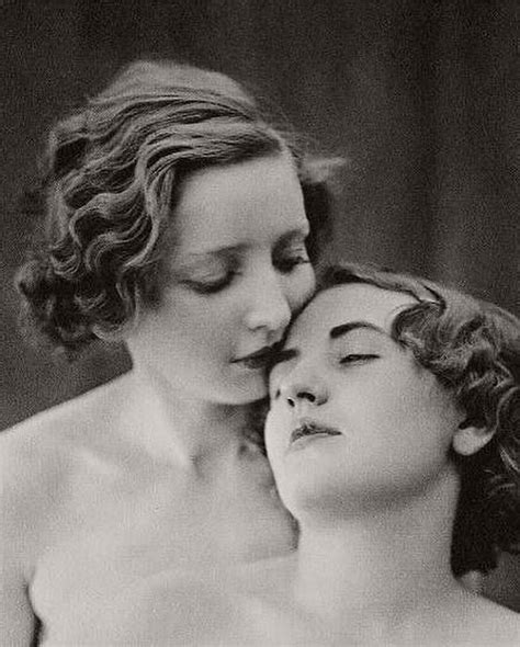 Love Is Love🏳️‍🌈 Vintage Lesbian Vintage Couples Cute Lesbian Couples