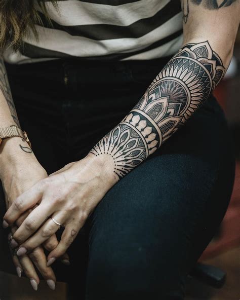 Pin By Simone Morretta On Tattoo In 2020 Polynesian Tattoos Women