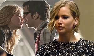 jennifer lawrence and nicholas hoult to film sex scene in