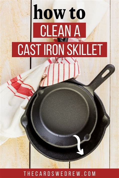 clean  cast iron skillet   cast iron cleaning cast