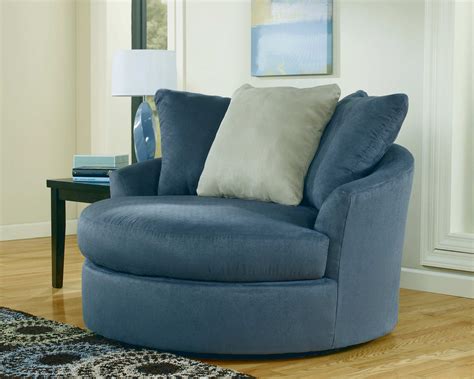 swivel chairs living room furniture  small spaces