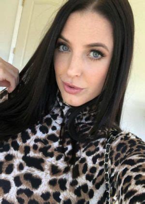 angela white height weight age boyfriend family facts biography