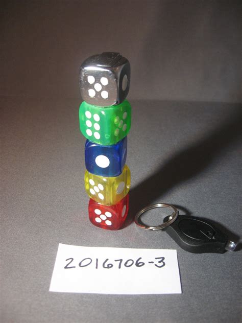 flashing led dice lighter perfect las vegas butane fueled