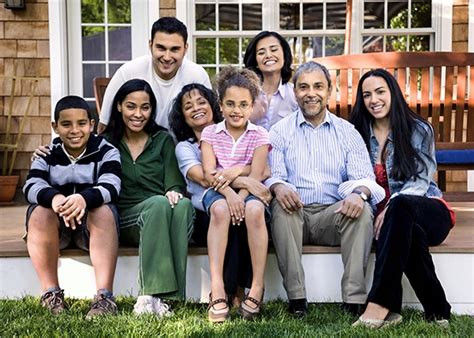 multigenerational households    common pew survey  living  parents